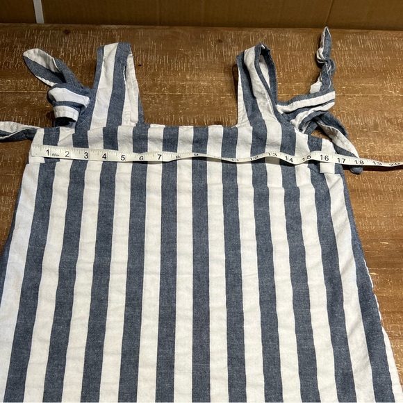 BooHoo Striped Off The Shoulder Shift Dress - Picture 11 of 13